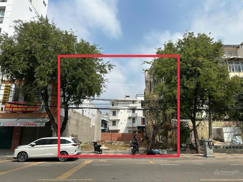 Chuyển nhượng khuôn đất 489m2 đất vị trí siêu đẹp mặt tiền phan chu trinh cách bãi tắm 150m