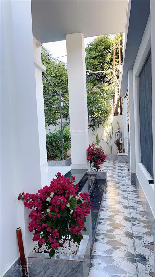 Bán biệt thự 3 tầng mới xây hoàn công view trực diện biển vũng tàu hẻm oto tránh nhau giá 12.5 tỷ