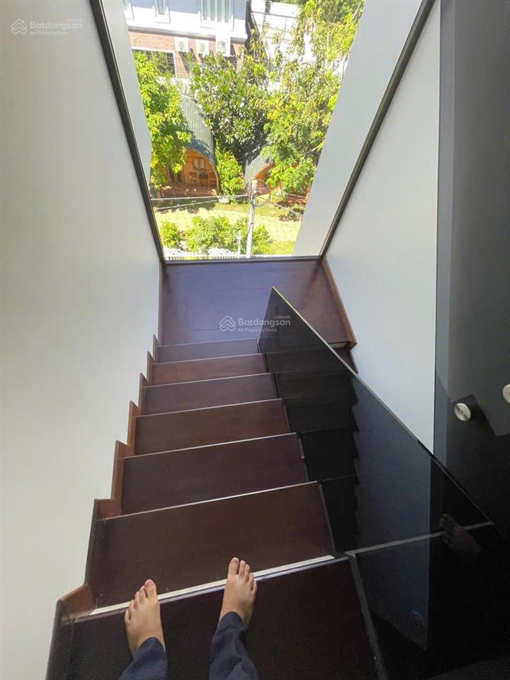 Siêu phẩm cực vip 15,5 tỷ sở hữu ngay căn biệt thự 4 tầng view biển sát bãi tắm trần phú vũng tàu
