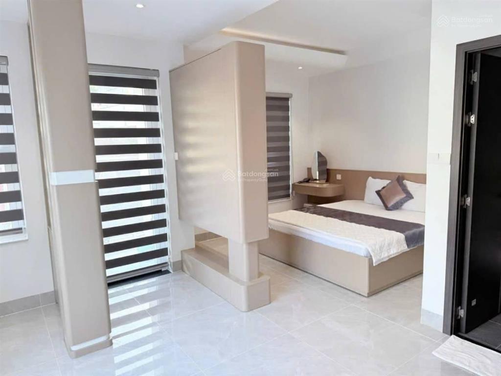 Bán biệt thự góc 2 mặt tiền mới xây trần phú vũng tàu, view trực diện biển giá 16 tỷ.