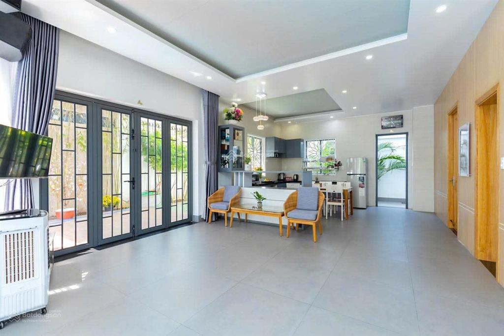 Cần tiền bán gấp căn biệt thự góc 2 mặt tiền khu thanh bình cách biển long cung chỉ 150m