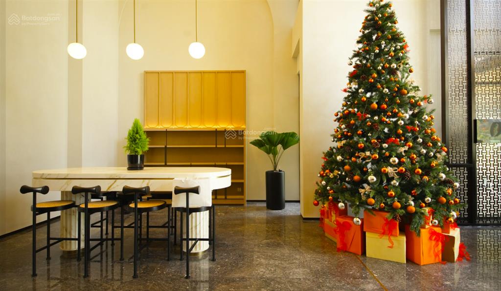 2pn2wc  lầu cao  bán 4,090 tỷ, hướng đông bắc, lumiere boulevard
