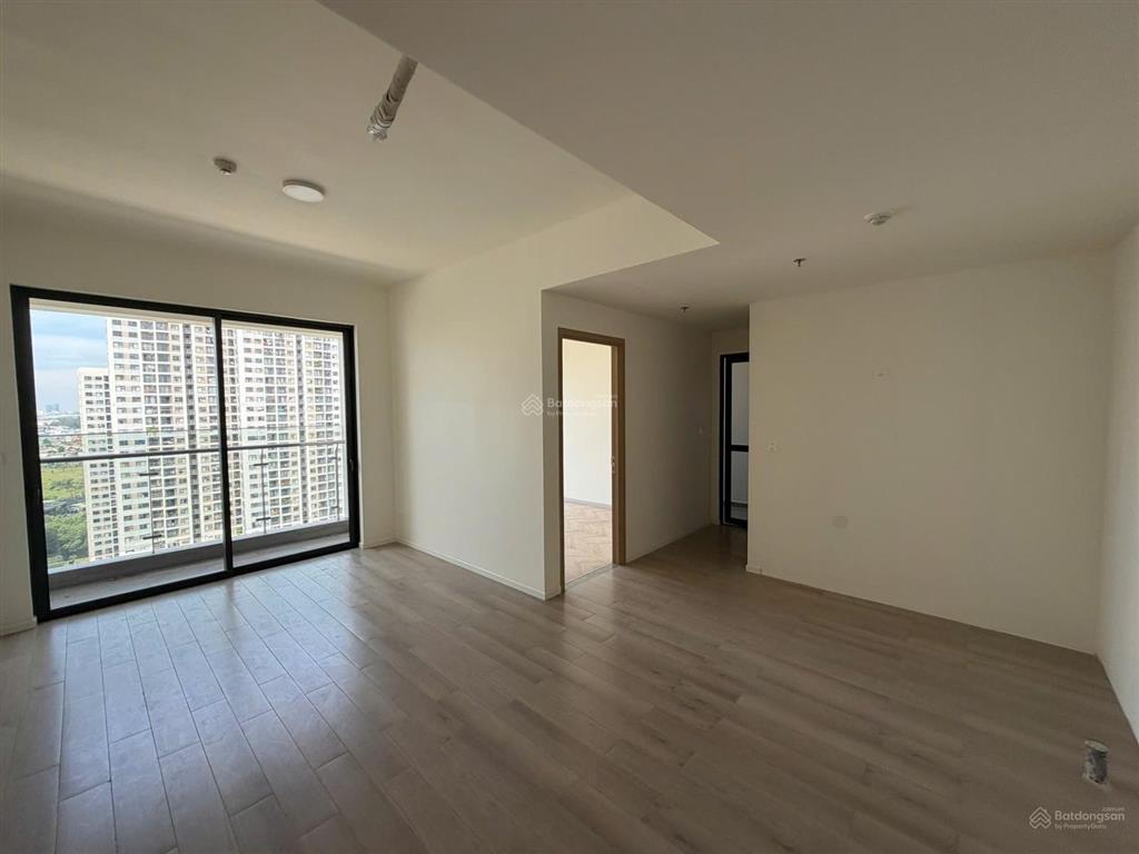 Chỉ thua penthouse, 2pn view landmark 81, city  4 tỷ 627, lumiere boulevard, nhận nhà ở ngay