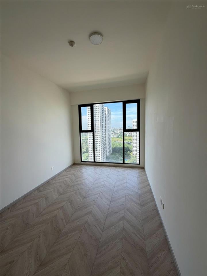 Chỉ thua penthouse, 2pn view landmark 81, city  4 tỷ 627, lumiere boulevard, nhận nhà ở ngay