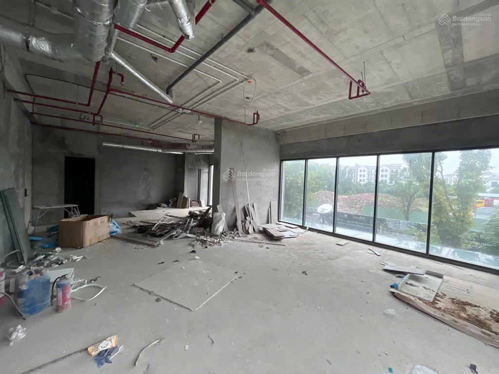 Căn shophouse tòa d masteri centre point  bán 24,1 tỷ bao hết  diện tích 164m2, tốt và đẹp nhất