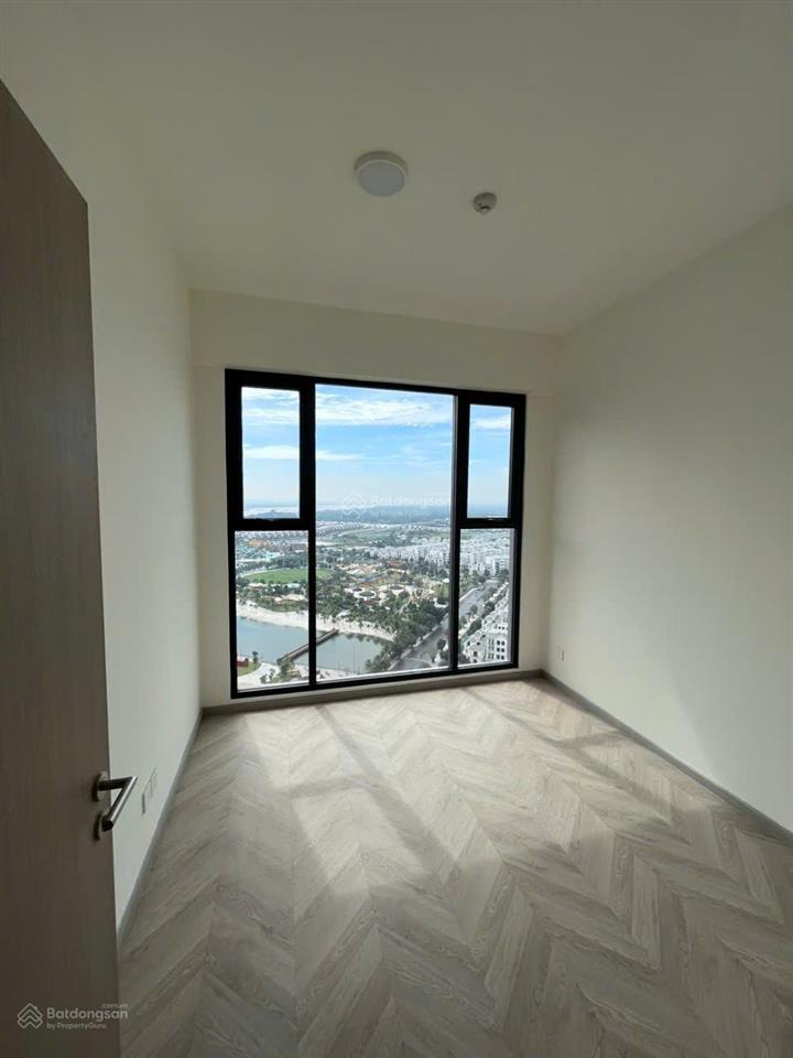 Bán siêu phẩm, 3 ngủ view pháo hoa tầng 26 giá bán chỉ 8 tỷ lumiere boulevard quận 9