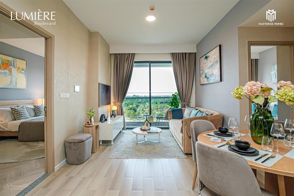 Gấp 1 căn 2pn  lumiere boulevard  chỉ 4,584 tỷ tháp e  tầng cao  nhà mới  giá tốt tại vinhomes