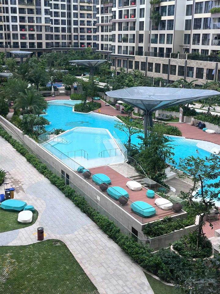 2pn tòa b  view trực diện hồ bơi  giá 4,43 tỷ bao hết  lumiere boulevard nhận nhà ở ngay