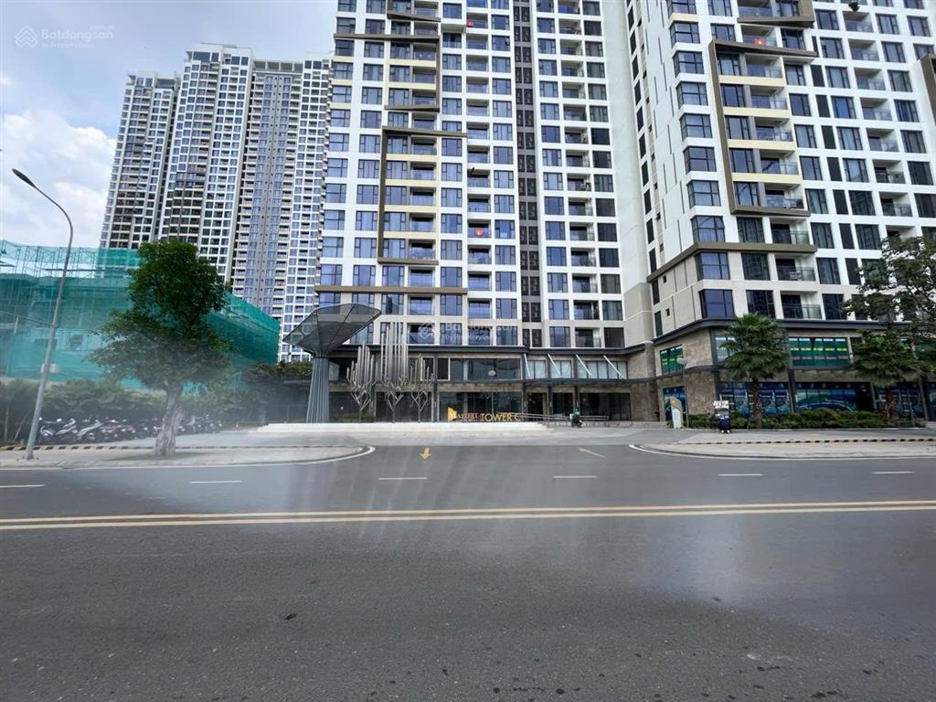 Shophouse 2 tầng tòa d, nằm trên đại lộ rộng 40m  bán 30 tỷ 464 triệu bao hết , masteri quận 9