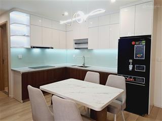 2pn full nội thất  view hồ bơi trực diện  bán 4,3 tỷ bao hết  lumiere boulevard