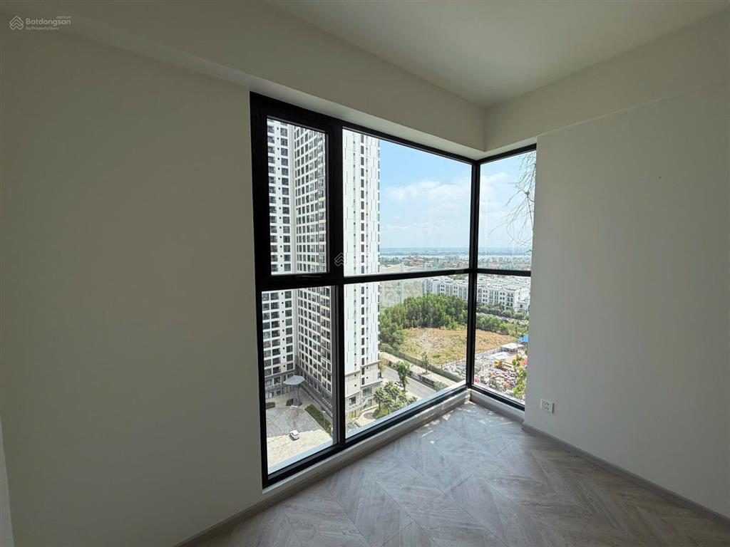 Cắt lỗ sâu 1,5 tỷ  2pn2wc tháp a, lầu 20  bán 4,150 tỷ, đông bắc  giá hời lumiere boulevard