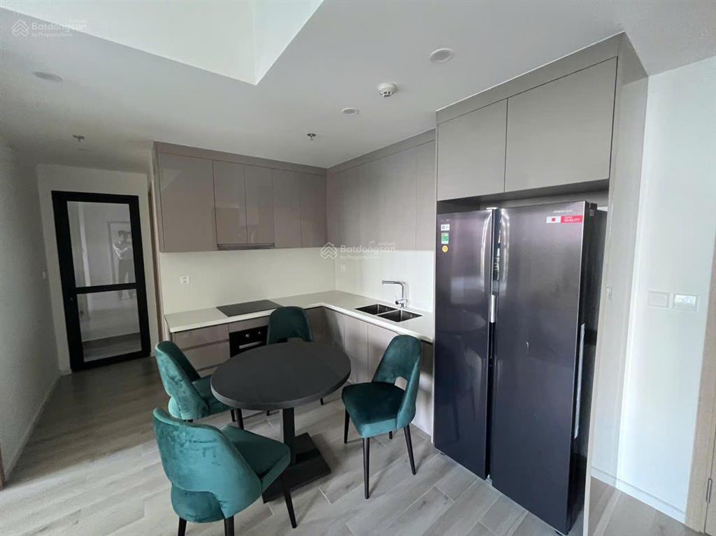 2pn tòa e2  full nội thất bán 4 tỷ 480 all in  xách vali vào ở  thoáng, masteri centre point