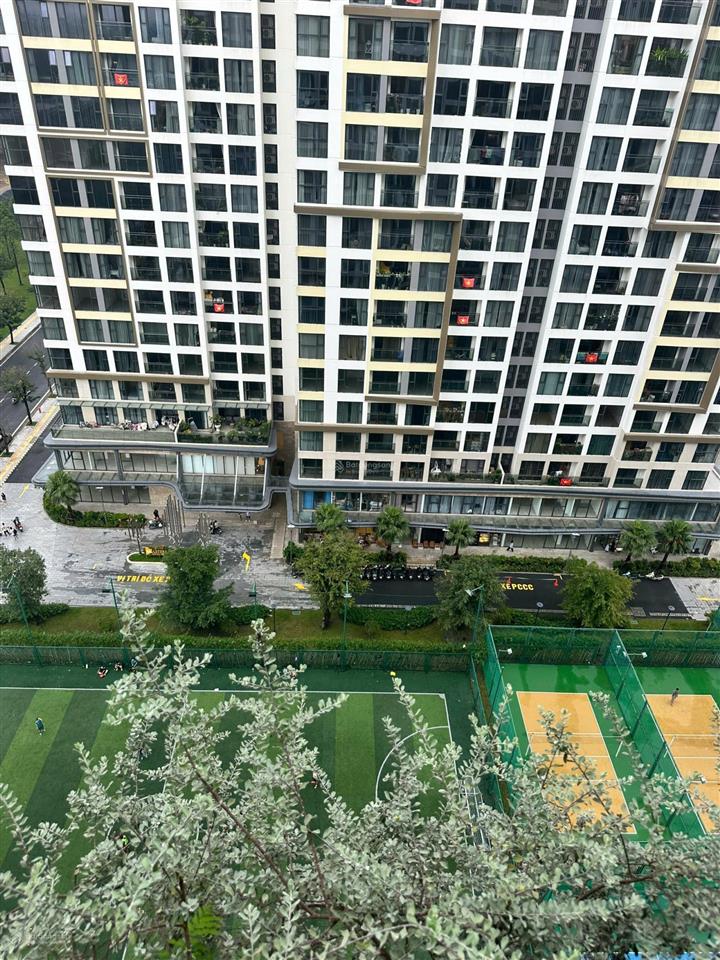2pn góc tòa a  giá 4 tỷ 150 bao hết  view công viên, sân thể thao, lumiere boulevard, nhận ngay