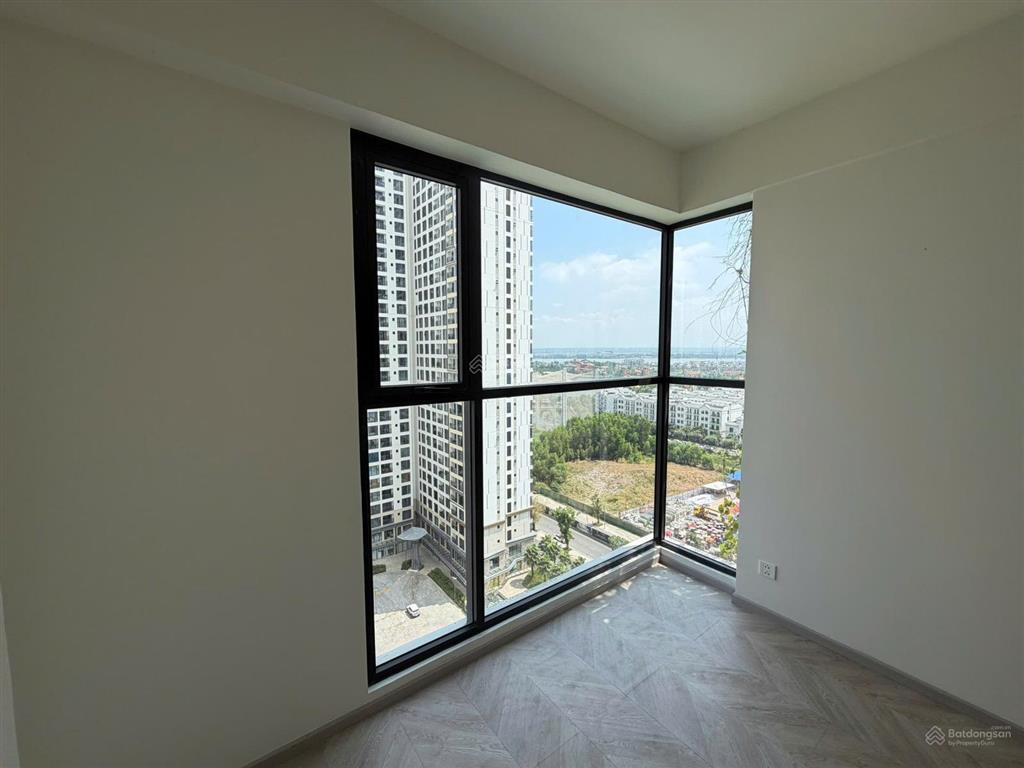 View công viên  lầu 16 mà giá 7,113 tỷ bao hết, đông bắc  lumiere boulevard, đợi anh chị