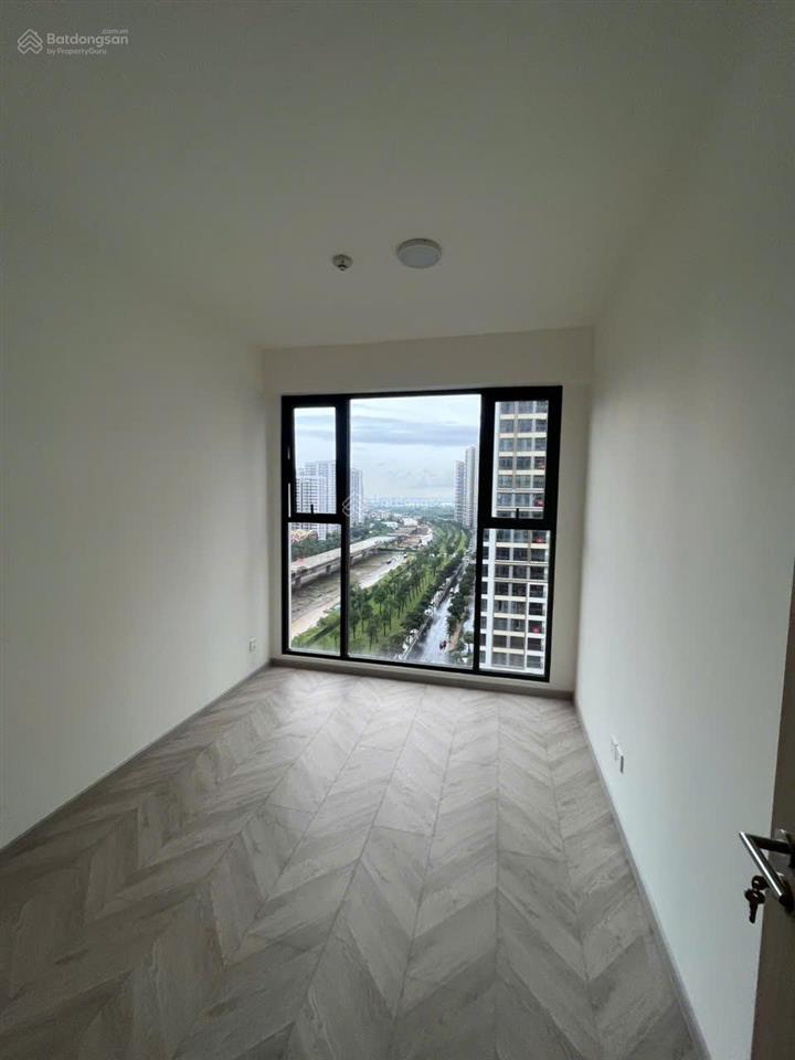 3pn2wc tòa a,sẵn sổ đỏ  bán 5,8 tỷ bao hết  căn tốt nhất lumiere boulevard, cam kết giá thật