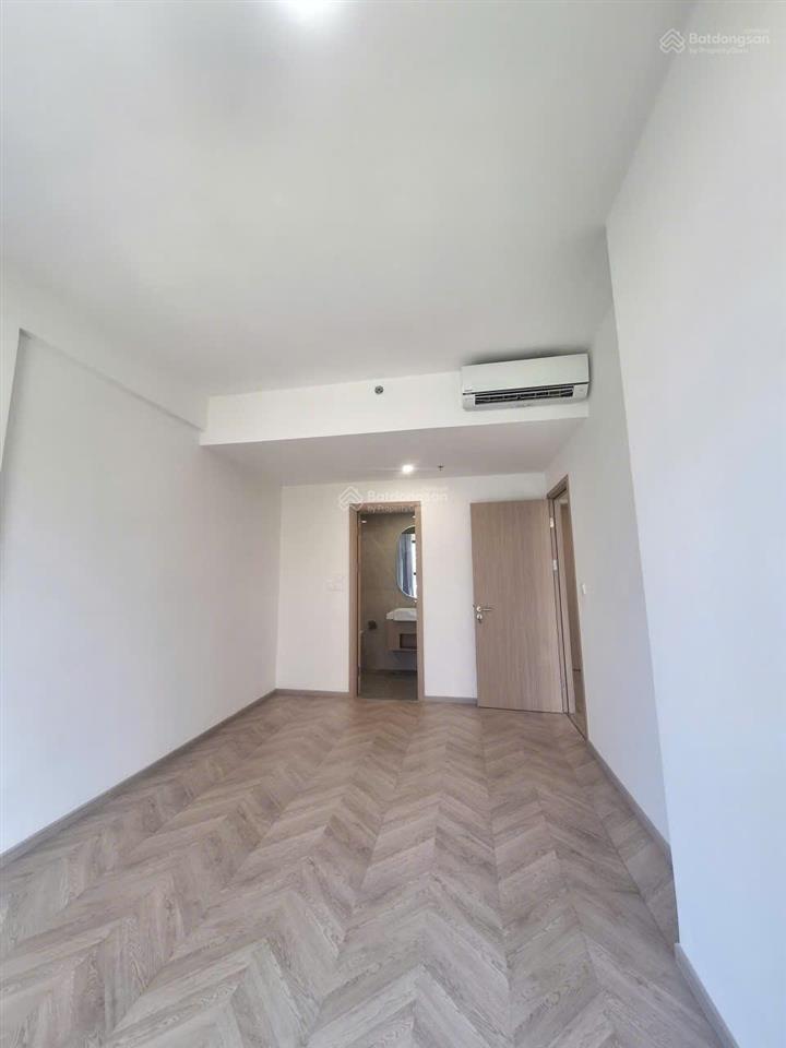 Gấp bán lắm rồi, 2pn2wc  4,2 tỷ bao hết  sẵn sổ đỏ, view hồ bơi  masteri centre point quận 9