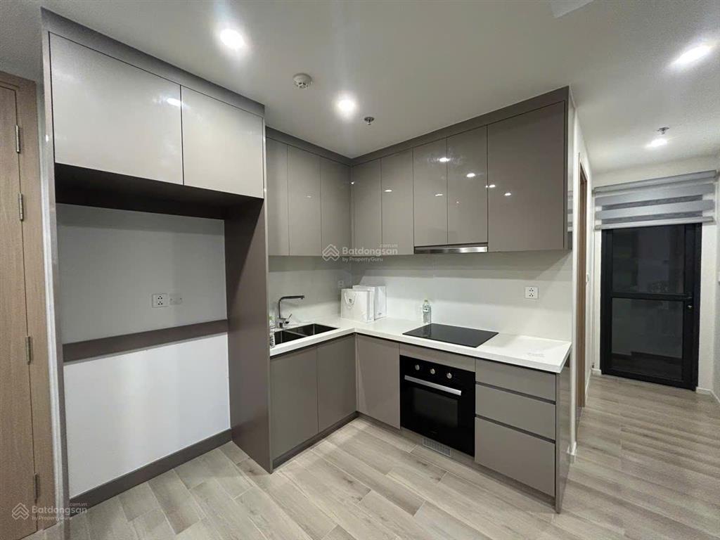 Gấp bán lắm rồi, 2pn2wc  4,2 tỷ bao hết  sẵn sổ đỏ, view hồ bơi  masteri centre point quận 9