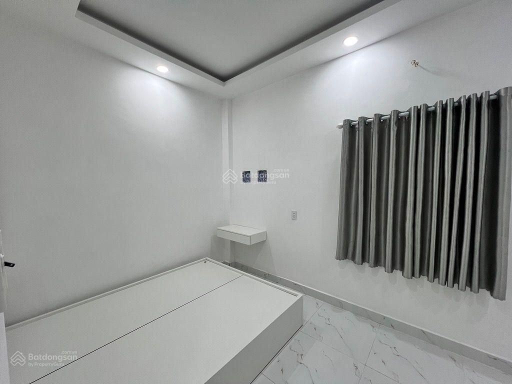 Gần ga metro xn, nhà mới 2 tầng kiên cố, hxh thông, trung tâm hiệp phú, q9 (cũ) giá 4,99 tỷ