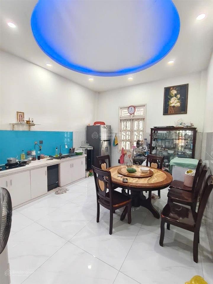 Gần chợ đêm man thiện  nhà 4 tầng btct  ô tô nằm trong nhà  75m2  7,5 tỷ