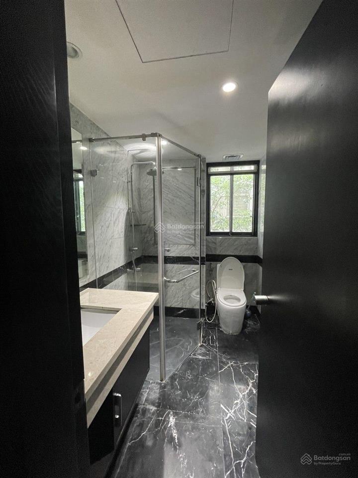 Bán toà căn hộ 9 tầng dt 125m2  mt 7.2m phố trần hưng đạo hoàn kiếm tiềm năng sinh lời cao