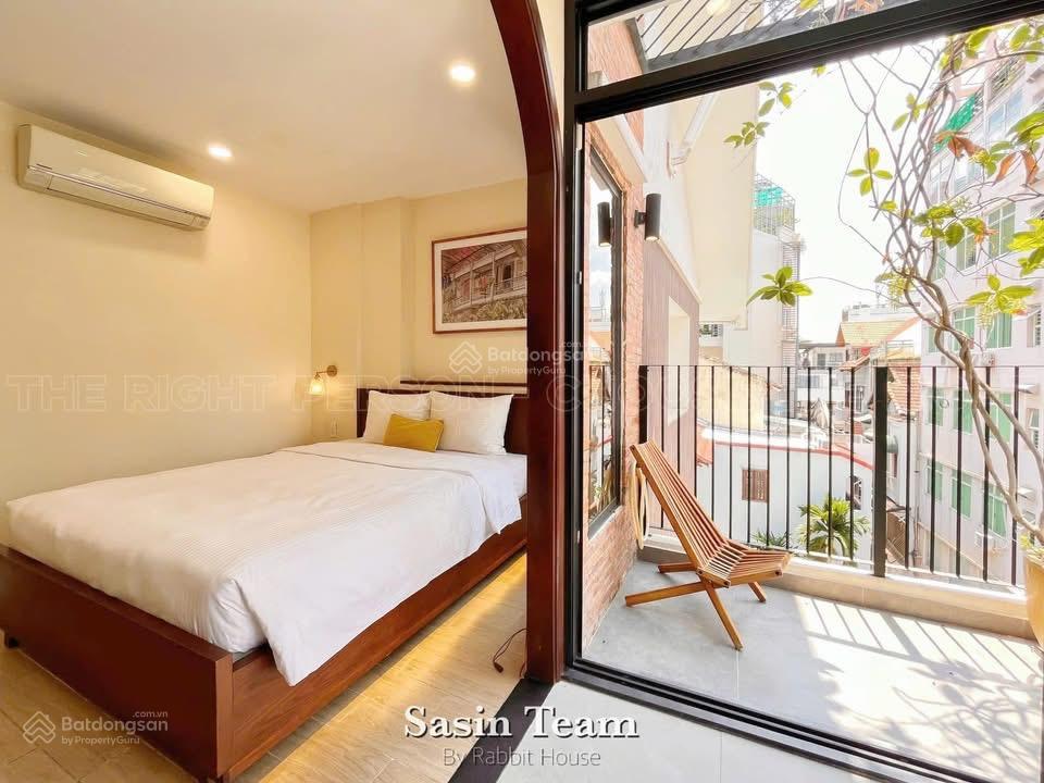 Căn hộ 1 phòng ngủ full nội thất cao cấp, ban công lớn lý tự trọng quận 1 gần chợ bến thành