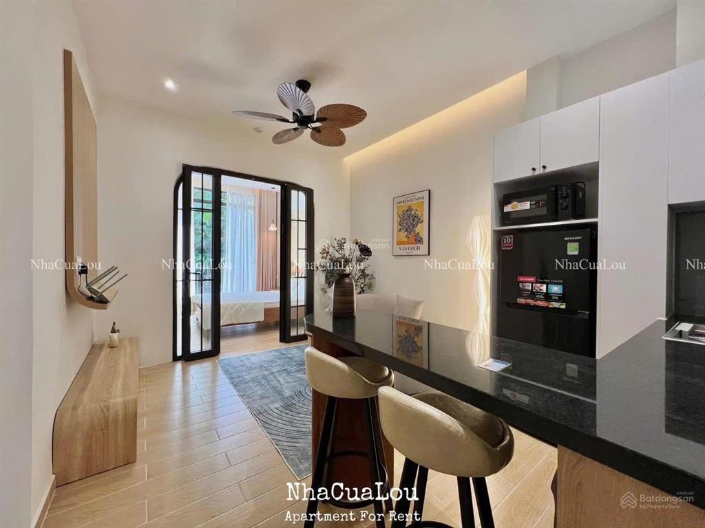 Căn hộ 1pn full nội thất cao cấp, ban công thoáng nguyễn trãi quận 1 gần chợ bến thành, bùi viện