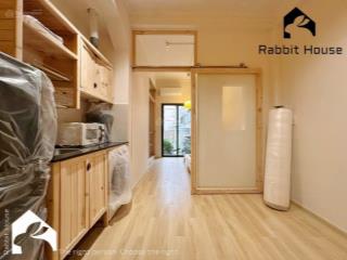 Căn hộ 1pn full nội thất, ban công thoáng trần hưng đạo quận 5 gần cầu nguyễn văn cừ, nowzome