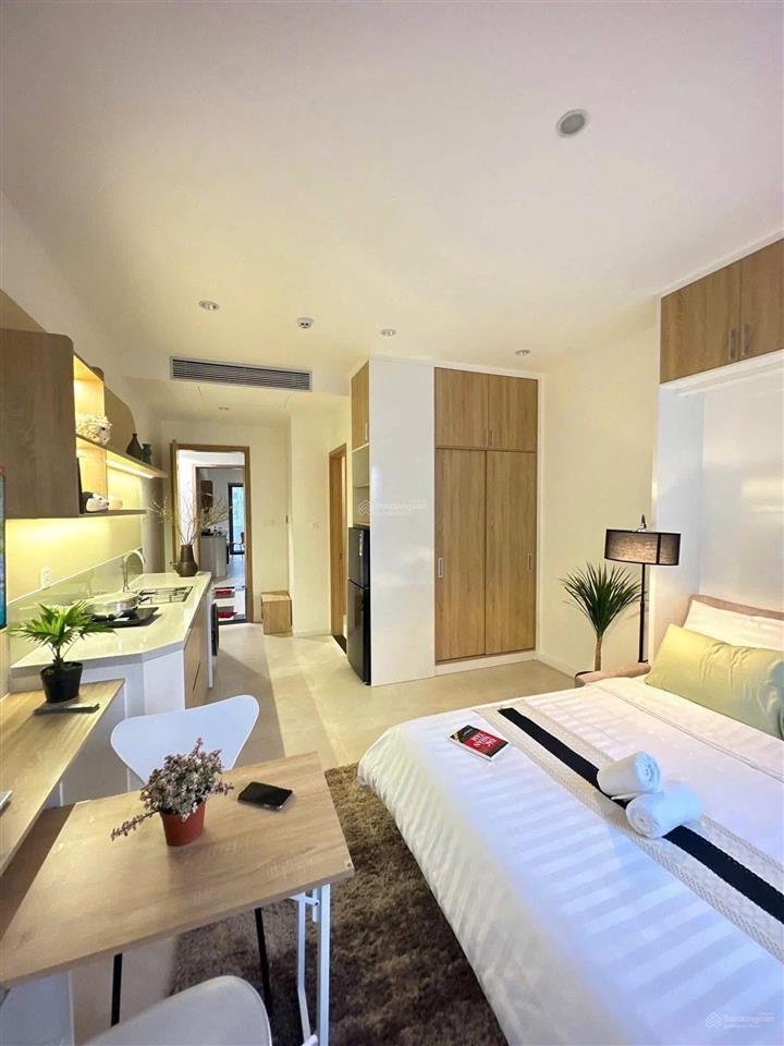 Cho thuê căn hộ full nội thất, ban công lớn thoáng mát hoà hảo quận 10 gần cầu nguyễn tri phương