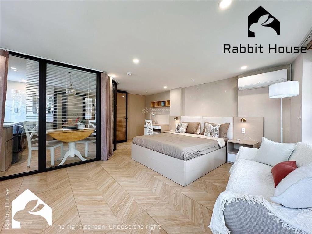 Căn hộ 1pn full nội thất, cửa sổ thoáng lê thị riêng quận 1 gần bùi viện, chợ bến thành