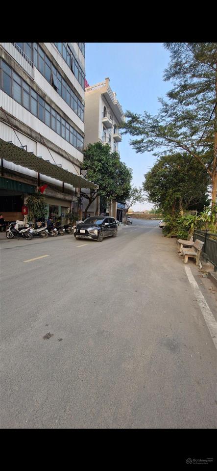 Bán đất thổ cư mặt hồ tại an khánh, 23,5 tỷ, 112 m2, rộng 8m, hướng đông nam.