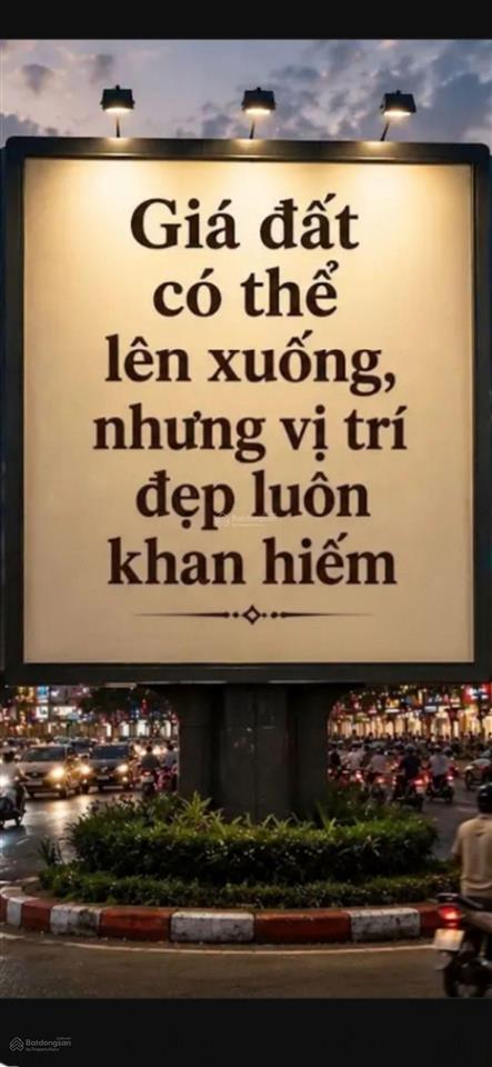 Bán đất thổ cư mặt hồ tại an khánh, 23,5 tỷ, 112 m2, rộng 8m, hướng đông nam.