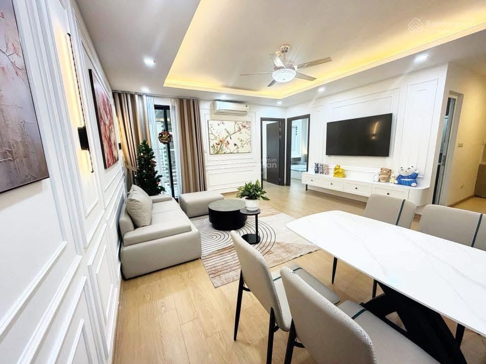 Chung cư 2pn  2vs  70m² sổ đỏ trao tay mỹ đình