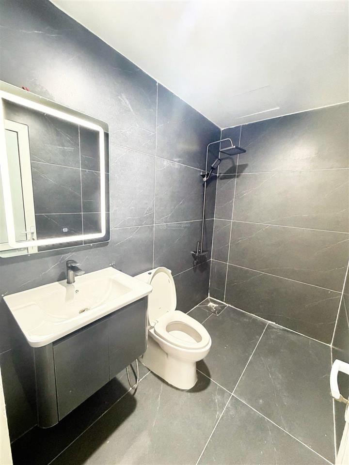 Chung cư 2pn  2vs  70m² sổ đỏ trao tay mỹ đình