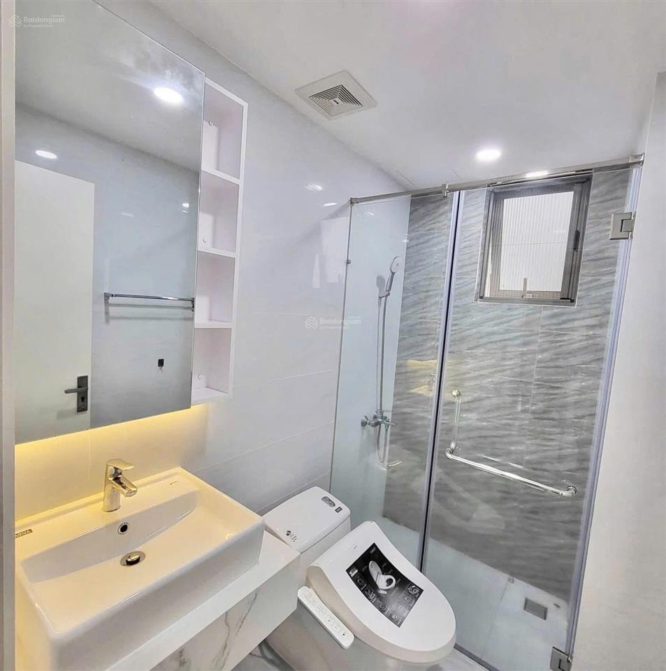 Chủ bán lỗ căn hộ b1 trường sa, diện tích 70m2, 2pn 2wc, sổ sẵn sang tên ngay trong ngày