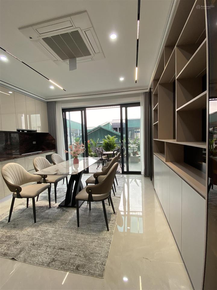 Ngọc thụy  ngõ ô tô tránh  7 tầng thang máy  mặt tiền rộng