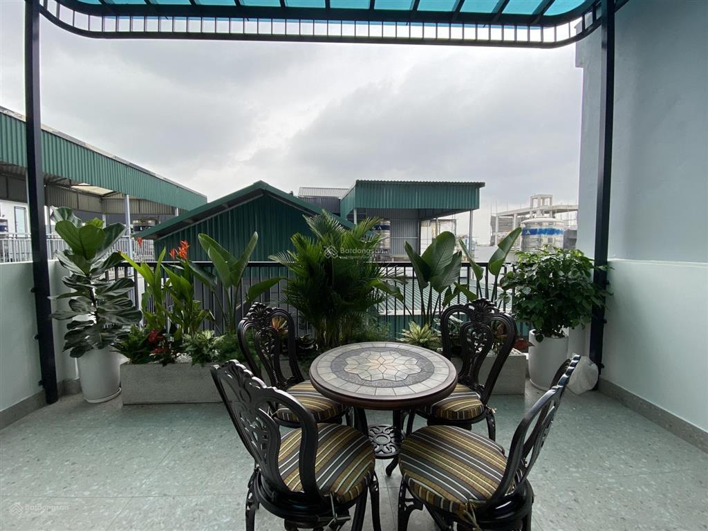 Ngọc thụy  ngõ ô tô tránh  7 tầng thang máy  mặt tiền rộng
