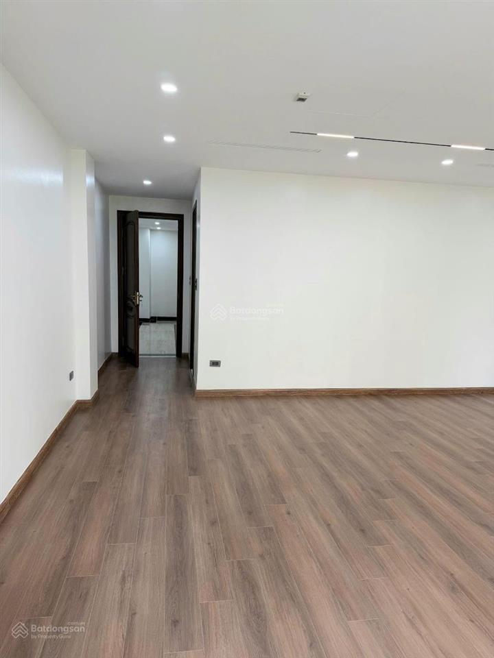 Siêu phẩm nhà 8 tầng thang máy  gara 4 ô tô