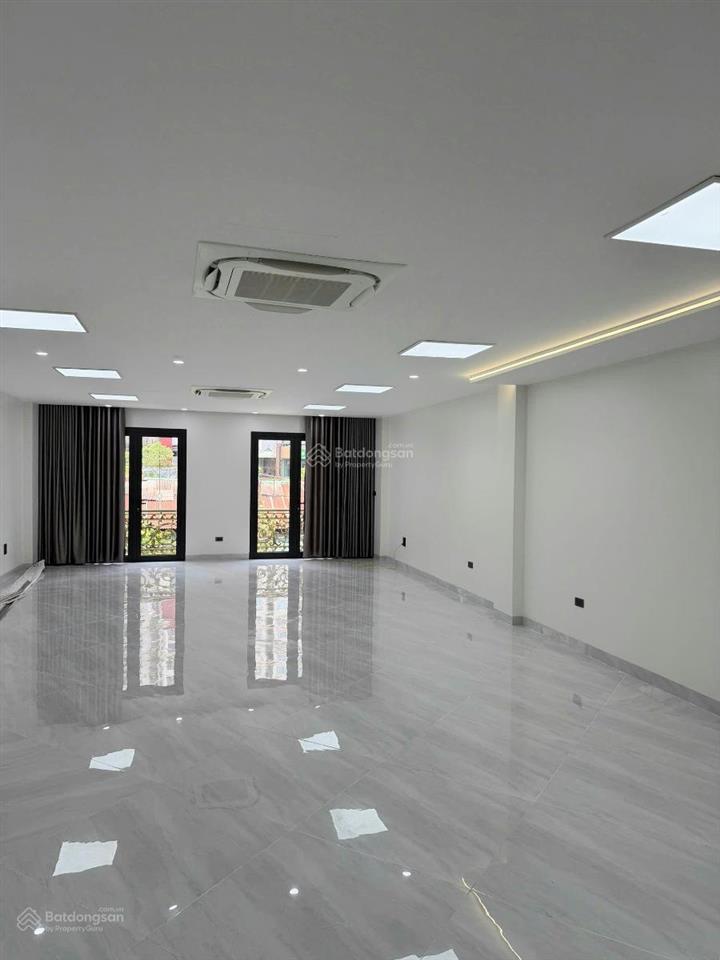 Siêu phẩm nhà 8 tầng thang máy  gara 4 ô tô