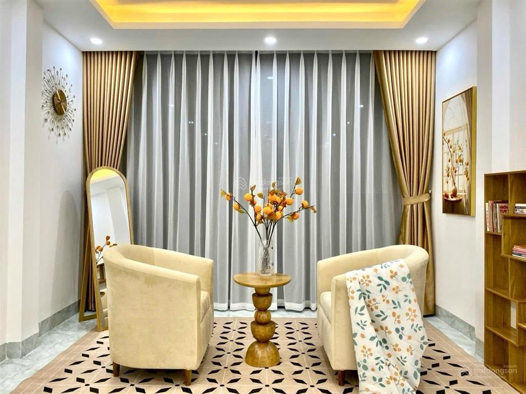 Mặt bờ sông sét dt 58.2,xây 7 tầng,mặt tiền 5m