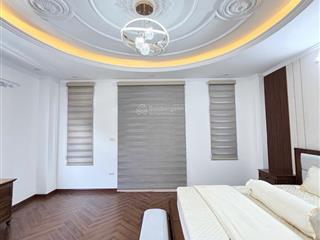 Siêu phẩm tô vĩnh diện 7 tầng thang máy, gara 3 ô tô, nội thất đẳng cấp