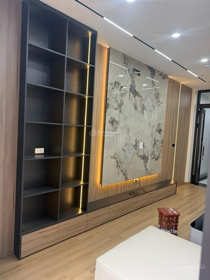 Siêu phẩm tam trinh hoàng mai thang máy gara ô tô nhà đẹp đẳng cấp gần phố