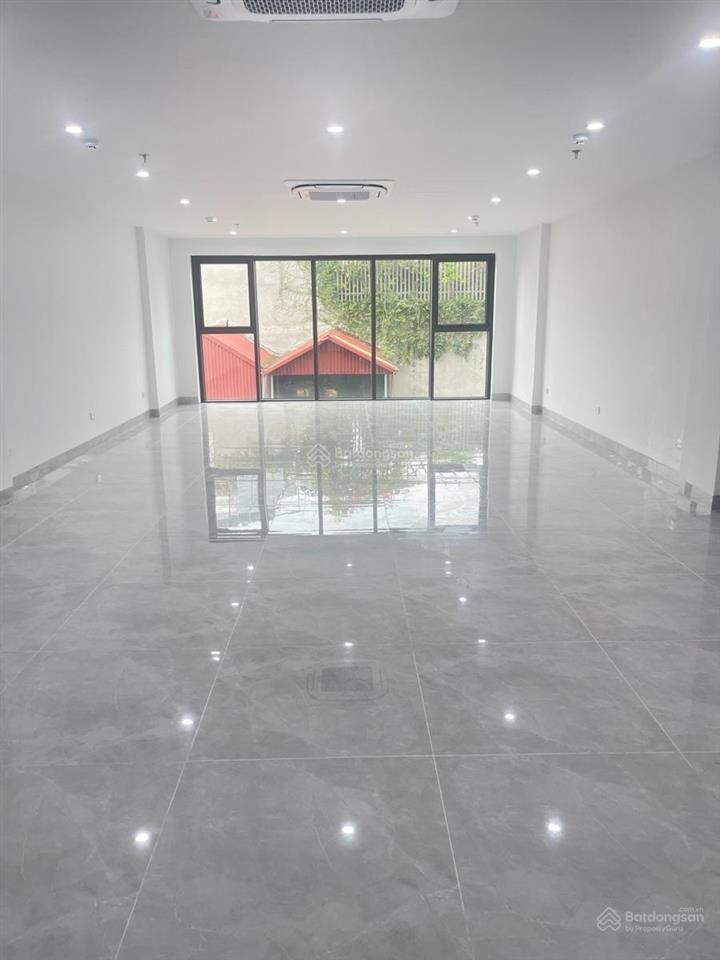 Siêu phẩm toà văn phòng 9 tầng có hầm view hồ phương mai đống đa