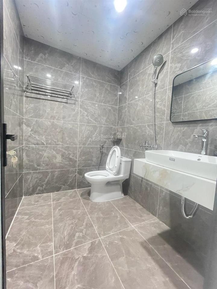 Siêu phẩm toà văn phòng 9 tầng có hầm view hồ phương mai đống đa