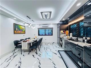 Nhà lô góc ba mặt thoáng thang máy phố hoàng mai oto vào nhà thiết kế  dt 38m2, 6 tầng,mặt tiền 4m