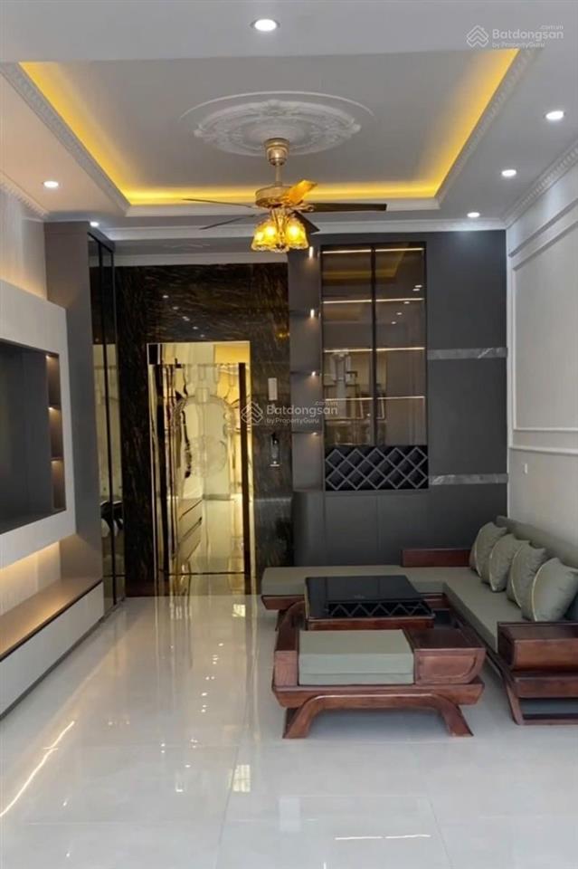Nhà mới phan đình giót  la khê  hà đông  vỉa hè  đối diện nhà văn hóa  nội thất cao cấp