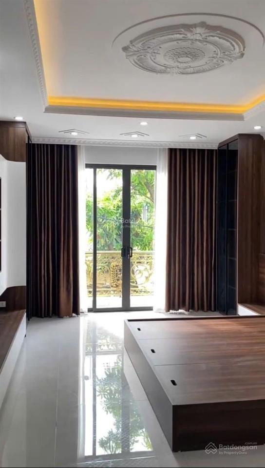 Nhà mới phan đình giót  la khê  hà đông  vỉa hè  đối diện nhà văn hóa  nội thất cao cấp