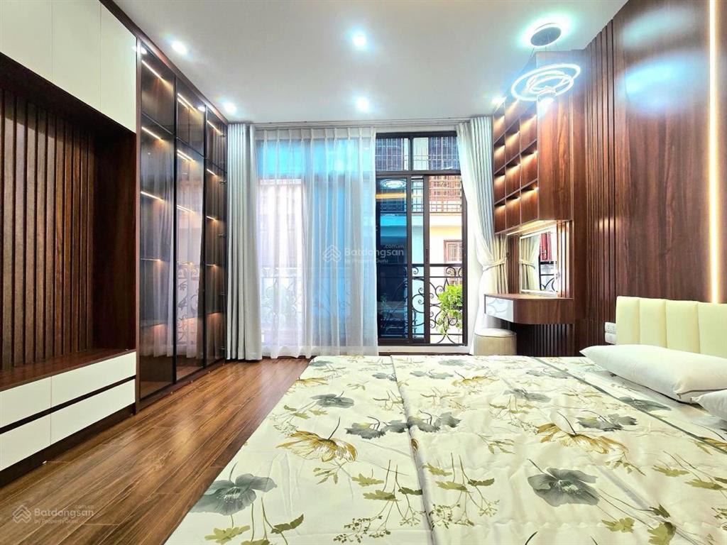 Siêu phẩm phân lô bộ công an ô tô tránh vỉa hè thang máy thoáng trước sau  sát đường 2.5