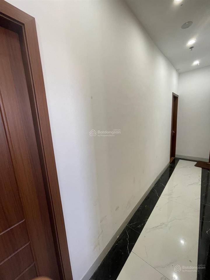 Siêu phẩm chdv dt 94m2, 8 tầng, mặt tiền 5m đường thông ô tô vào, 7 chỗ vào nhà