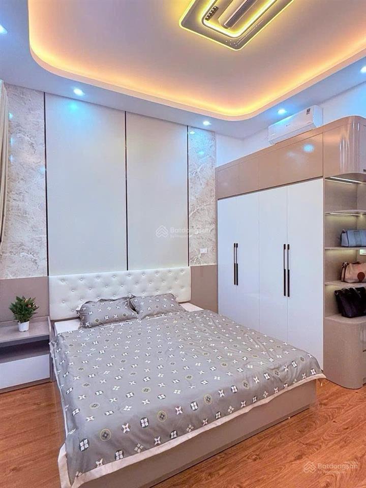 Phân lô quân đội  vip thanh xuân  thang máy  ô tô đỗ cửa phố  kinh doanh sầm uất ngày đêm