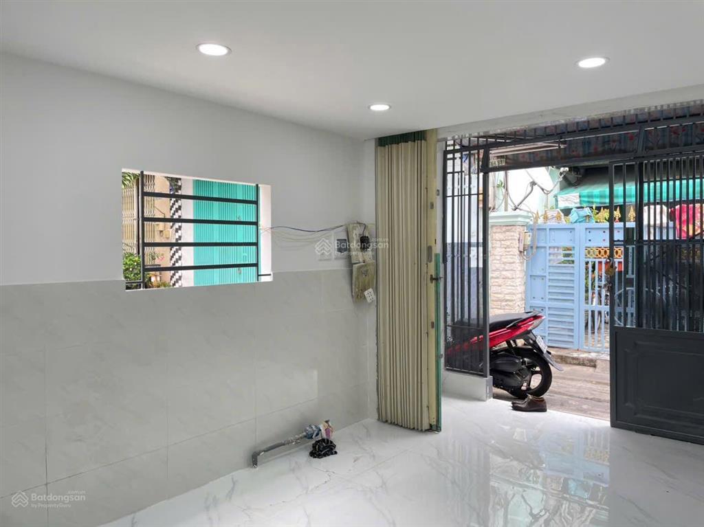 Bán nhà mới góc 2 mặt hẻm 59 mã lò, bình trị đông a giá 3.7 tỷ ( tl )